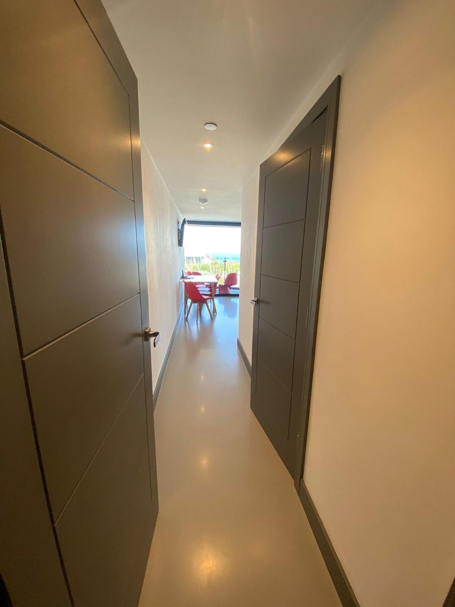 2 The View Apartments Ilfracombe - Seafront, Parking, Lift, Ev Exteriör bild