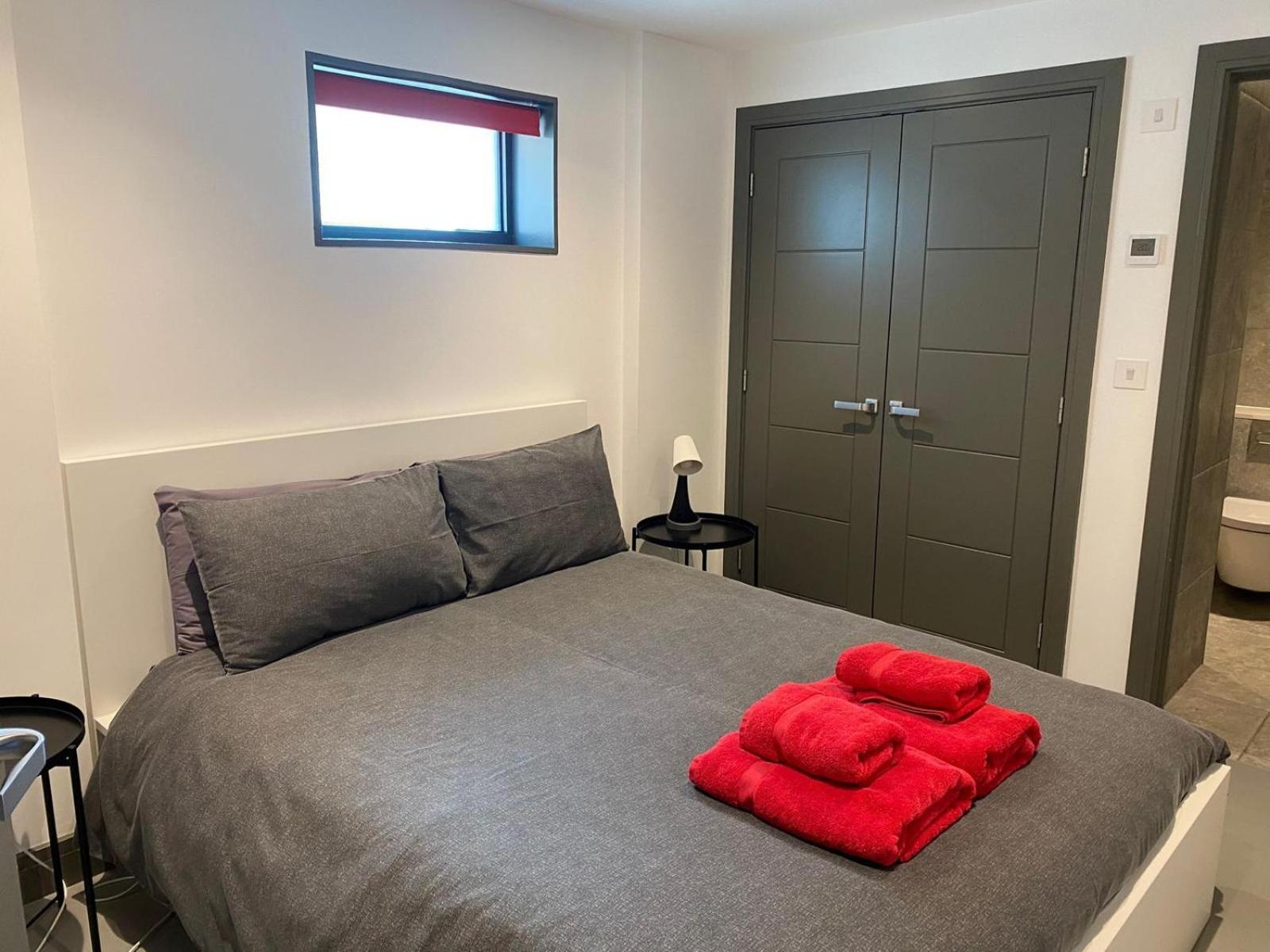 2 The View Apartments Ilfracombe - Seafront, Parking, Lift, Ev Exteriör bild